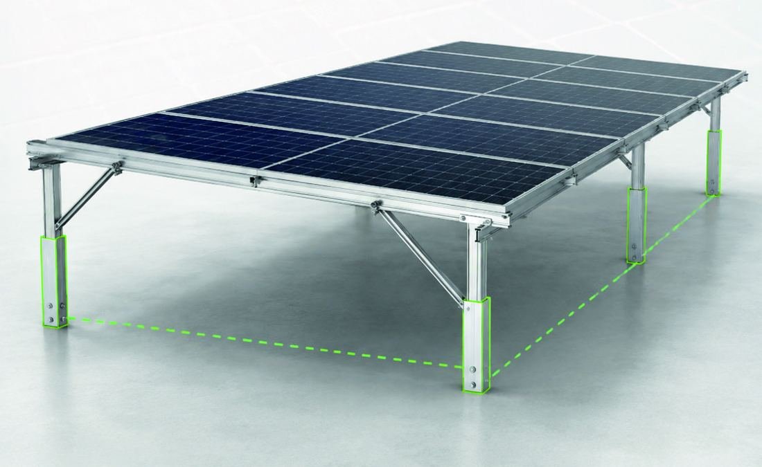 Estructura fotovoltaica completa con patas alineadas